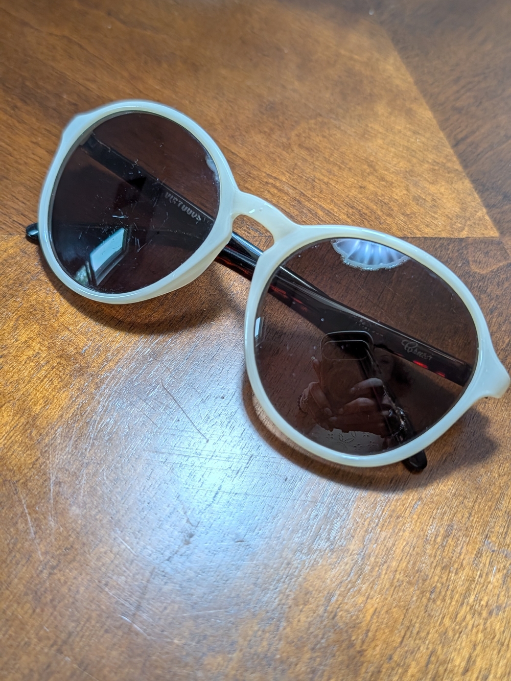 [FREE SHIPPING] Peepers Crush Virtuous Cream Tortoise Round Sunglasses